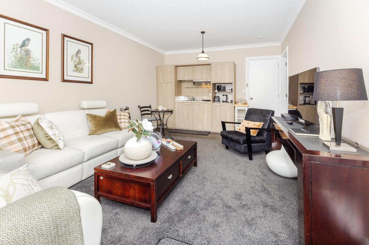 Sweet Magnolia 1 Or 2 Bedroom Suite St Kilda Cambridge With Complimentary Continental Breakfast Dış mekan fotoğraf