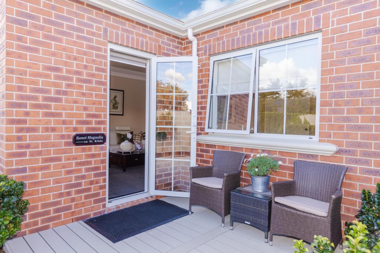 Sweet Magnolia 1 Or 2 Bedroom Suite St Kilda Cambridge With Complimentary Continental Breakfast Dış mekan fotoğraf